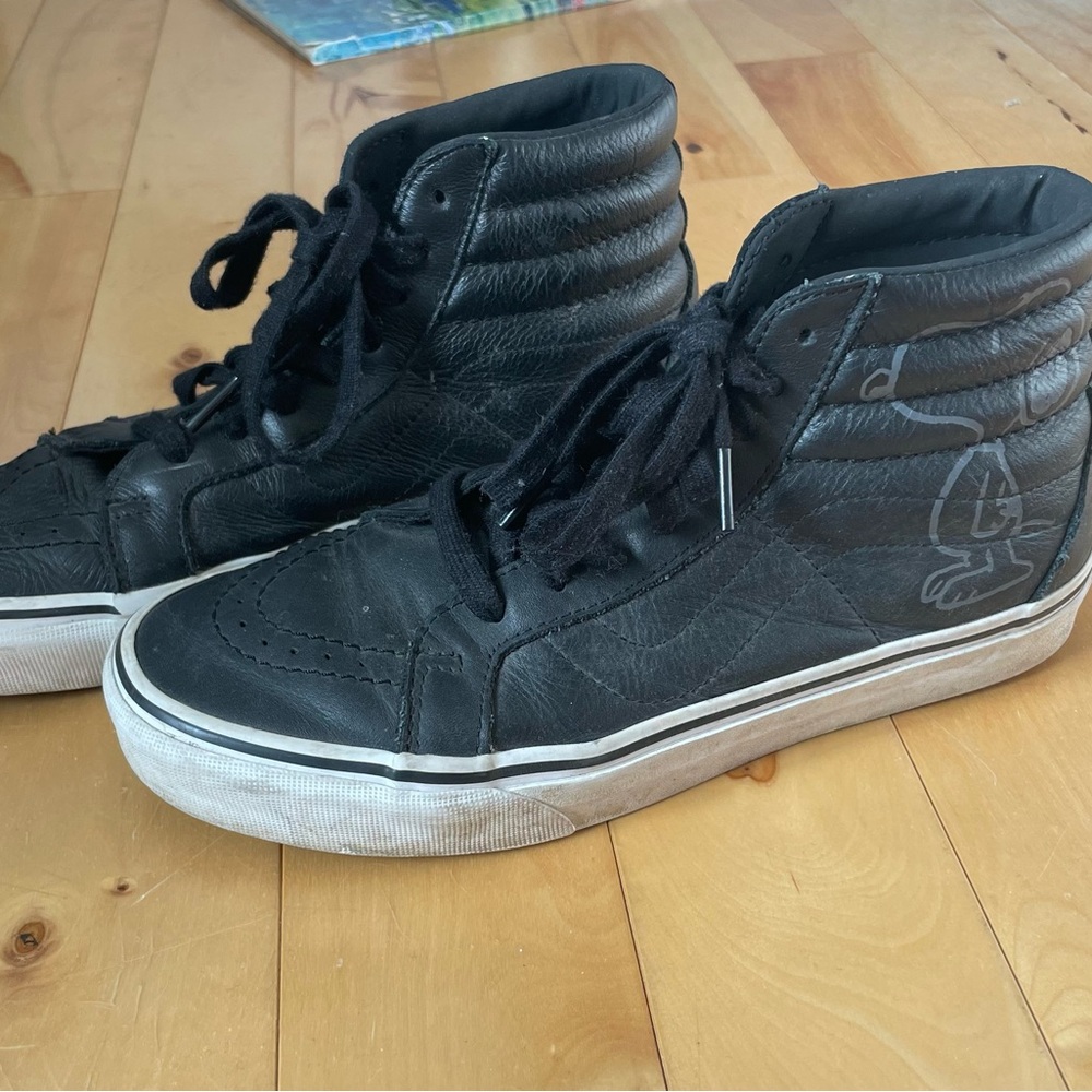 Vans Peanuts Collaboration Limited Edition Black Sneakers